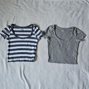 Hollister Blue and White Short Sleeve Tees